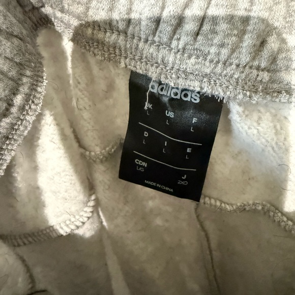 Adidas Gray Sweatpants Relaxed Fit Cotton-Blend - Picture 3 of 3